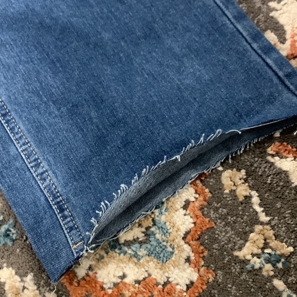 Dazy‎ High Waist Raw Hem Wide Leg Jeans Women’s Size L - Picture 7 of 13